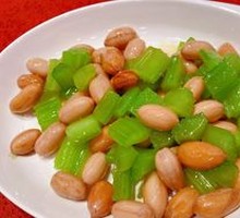 Celery with Peanut
