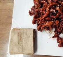 Beijing-style Shredded Pork in Soy Sauce