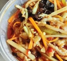Fish-Flavored Shredded Pork Rice Bowl