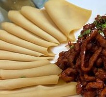 Beijing-style Shredded Pork in Soy Sauce