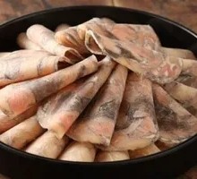 Beauty-Enhancing Black Chicken Rolls