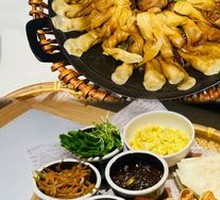 Furong Town Ground Pot Spare Ribs with Cornbread