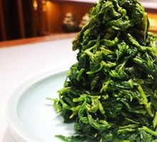 Cold-mixed mulberry leaf tips