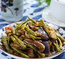 Stir-fried long beans with eggplant