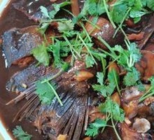 Braised Bighead Carp with Garlic