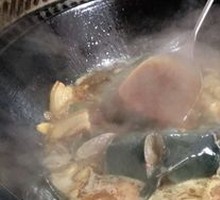 Stewed Fish in Iron Pot