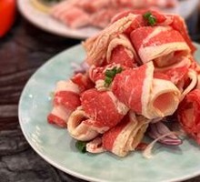 Sichuan-style Spicy Beef with Pickled Chili