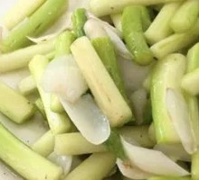 Bamboo Shoot and Lily Bulb Stir-Fry