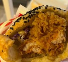 Spicy Chicken Leg Chinese Burger