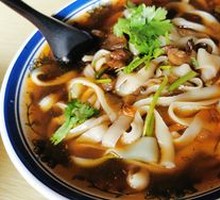 Braised Pork with Knife-Cut Noodles