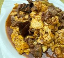 Sour Stir-Fried Egg with Wood Ear Mushrooms