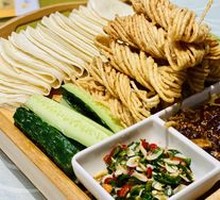 Crispy flatbread roll with fried dough sticks
