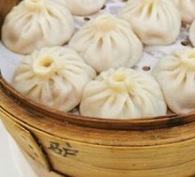 Donkey Meat Soup Dumplings