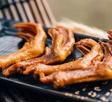 Sweet and Spicy Duck Feet