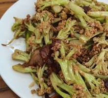 Pork Belly Stir-Fried with Cauliflower