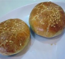 Meat-filled flatbread