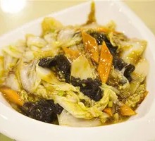 Sour-Spicy Cabbage Rice Bowl