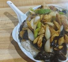 Stir-fried Pig Intestines Rice Bowl