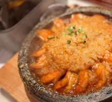Grilled Garlic Shrimp on Stone Plate