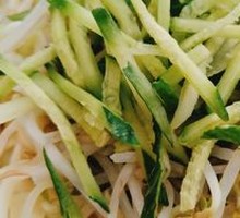 Flavorful Noodles with Fried Sauce