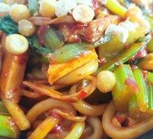 Chicken Rice Noodles with Extra Vegetables