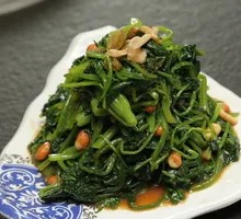 Pine Nut Spinach