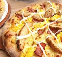 American-style Bacon & Potato Pizza