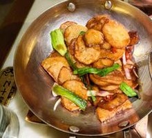 Small Potatoes in a Pot