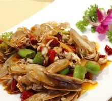 Spicy Stir-Fried Clams