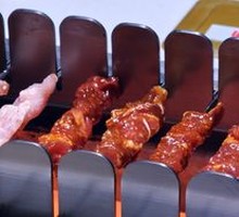 Pineapple Steak Skewers