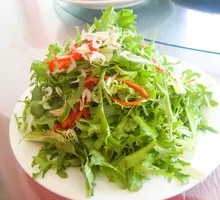 Mixed bitter lettuce salad