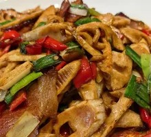 Original Aroma Small Bamboo Shoots Stir-Fried with Preserved Pork