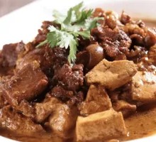 Donkey Meat in Old Broth with Tofu