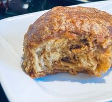 Sugar-fired baked bun