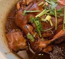 Old-Flavor Braised Pork Elbow