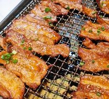 Artisanal Five-Slice Pork Belly
