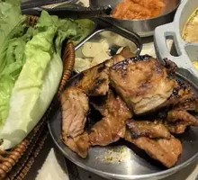 Fruit-flavored Pork Cutlet