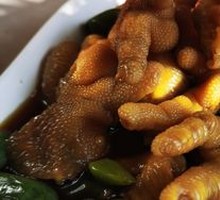 Pickled Garlic Chicken Feet