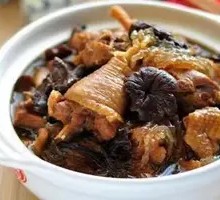 Stewed Chicken with Mushrooms