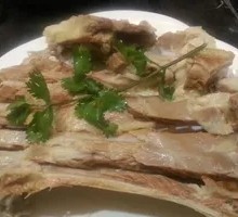 Hand-held Lamb