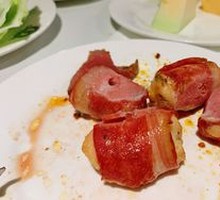 Beef and Bacon Roll