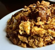 Sour Stir-Fried Egg with Wood Ear Mushrooms