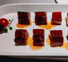 Charcoal-grilled Honey-glazed Black Pig Belly
