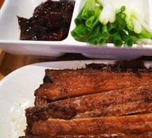 Crispy pancakes with hairtail fish