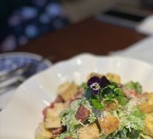 Classic Caesar Salad with Low-Calorie Smoked Chicken Breast