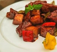 Black Pepper King Oyster Mushroom Beef Cubes
