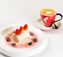 Swiss Roll with Filling