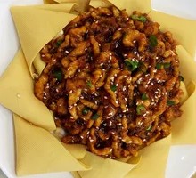 Beijing-style Shredded Pork in Soy Sauce