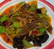 Sichuan-style Tripe with Pickled Chili