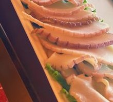 Deep-sea conch slices